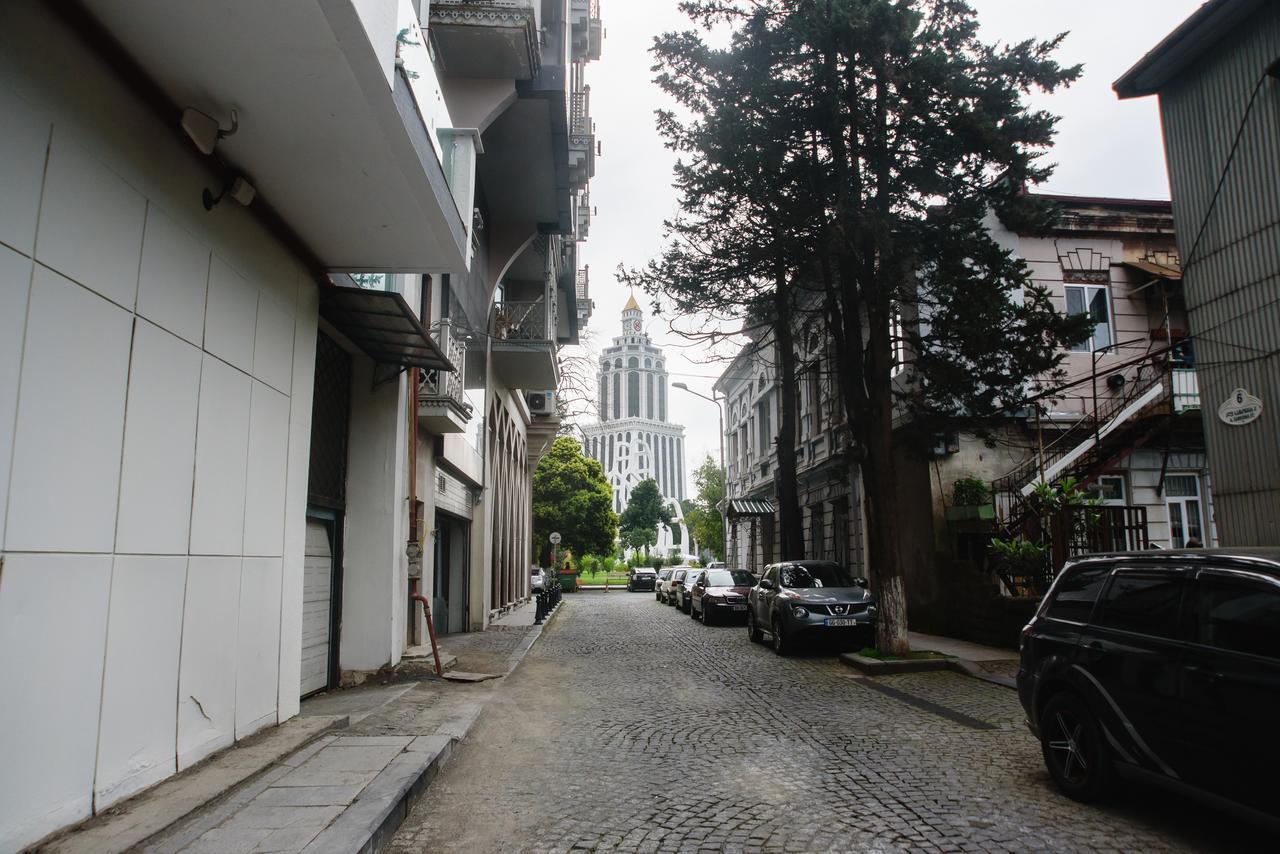 Boulevard Apartment Batumi Exterior photo