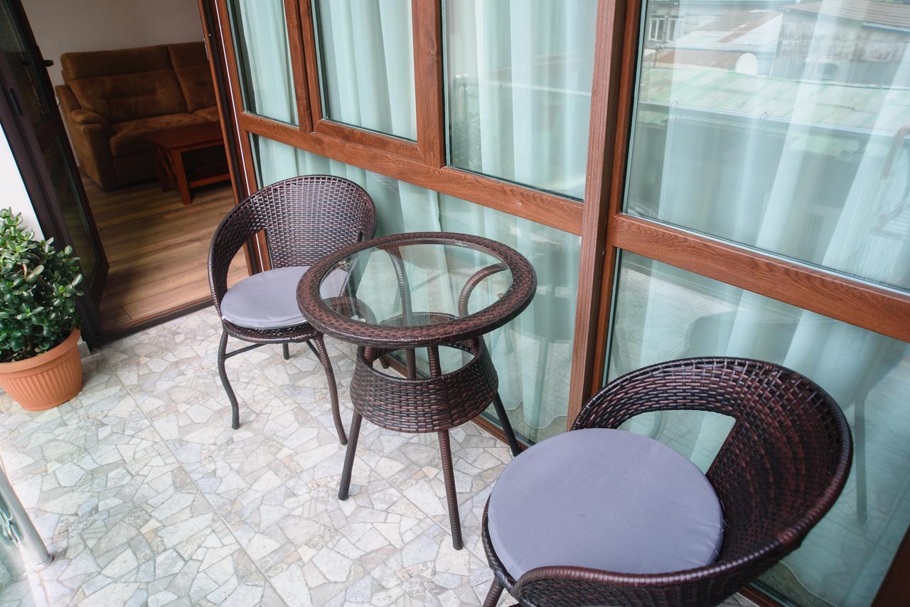 Boulevard Apartment Batumi Exterior photo